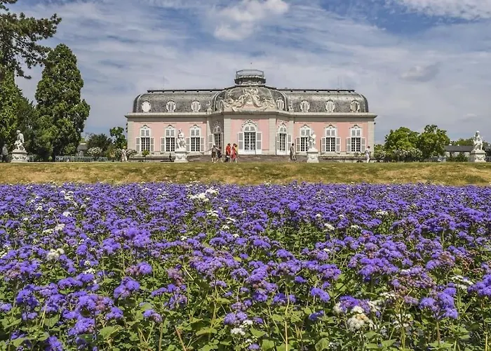 Gemuetliche Ferienwohnung Naehe Schloss Benrath & Rhein Duesseldorf Urdenbach